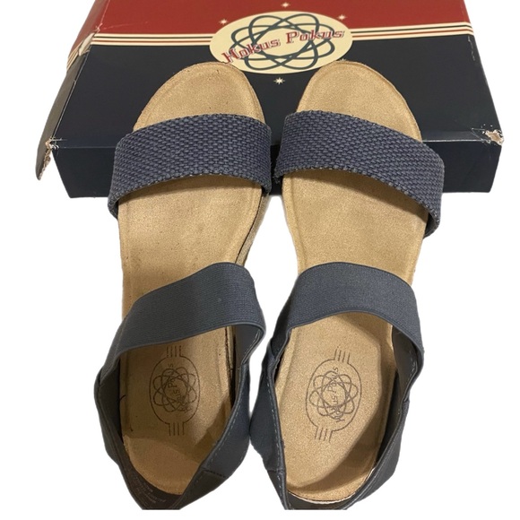 Women’s Hokus Pokus Jenny Wedge Sandals Denim- 6M - Picture 2 of 13